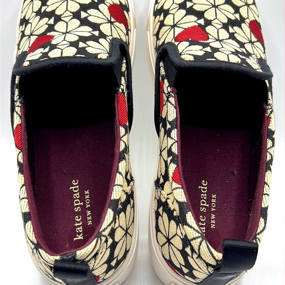 Kate Spade sneakers in excellent condition looks like brand new size 9B - Picture 8 of 11